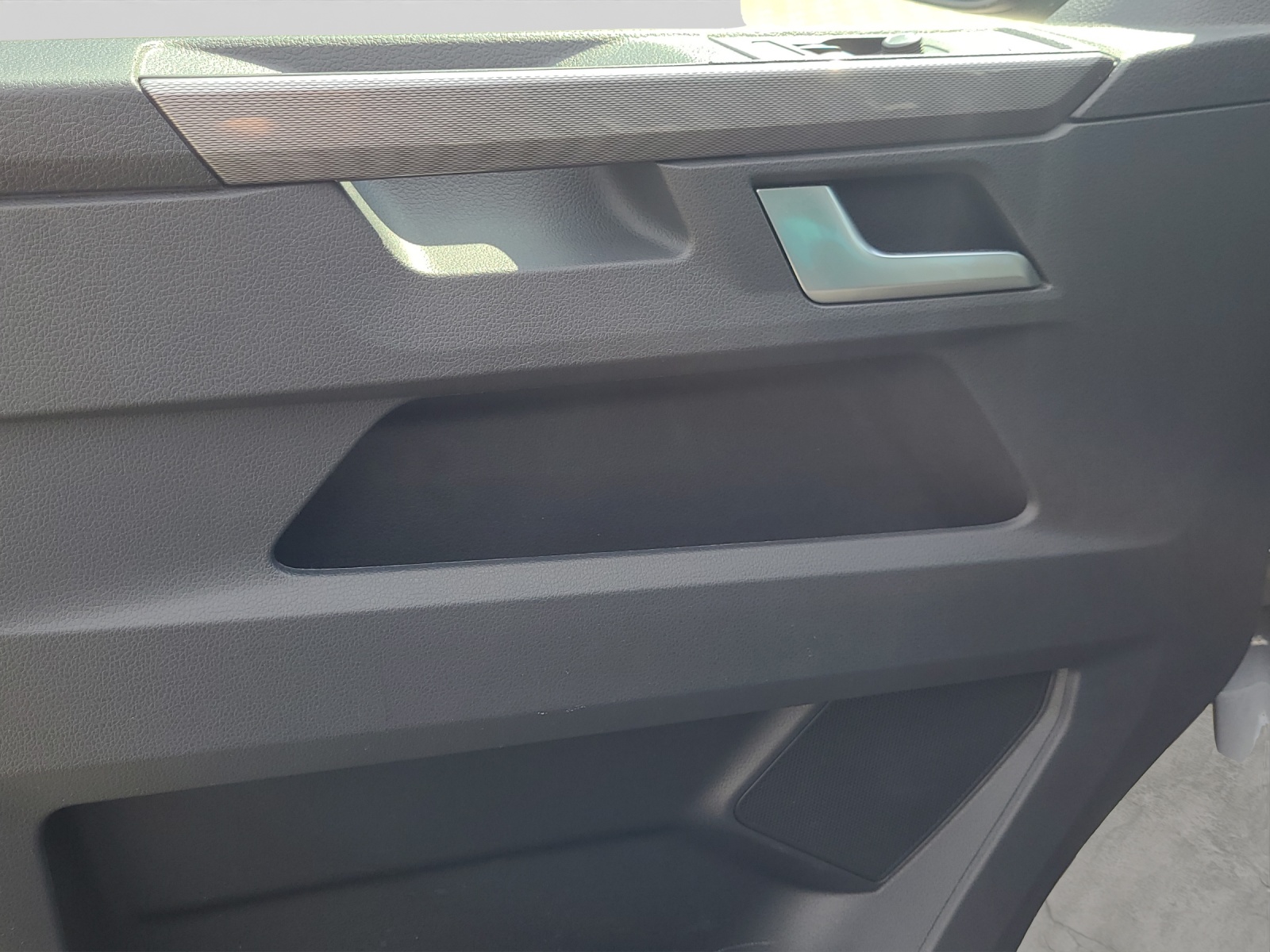 T6 Multivan 6.1 2.0 TDI Generation Six ACC 7 Sitzer PDC AHK Vorbereitung