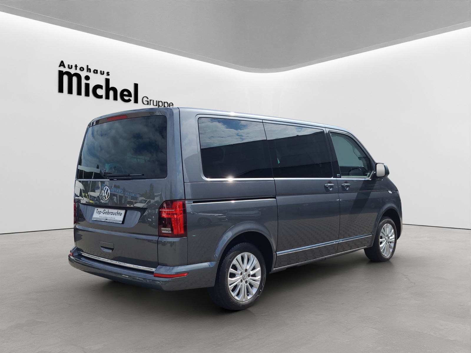 T6 Multivan 6.1 2.0 TDI Generation Six ACC 7 Sitzer PDC AHK Vorbereitung