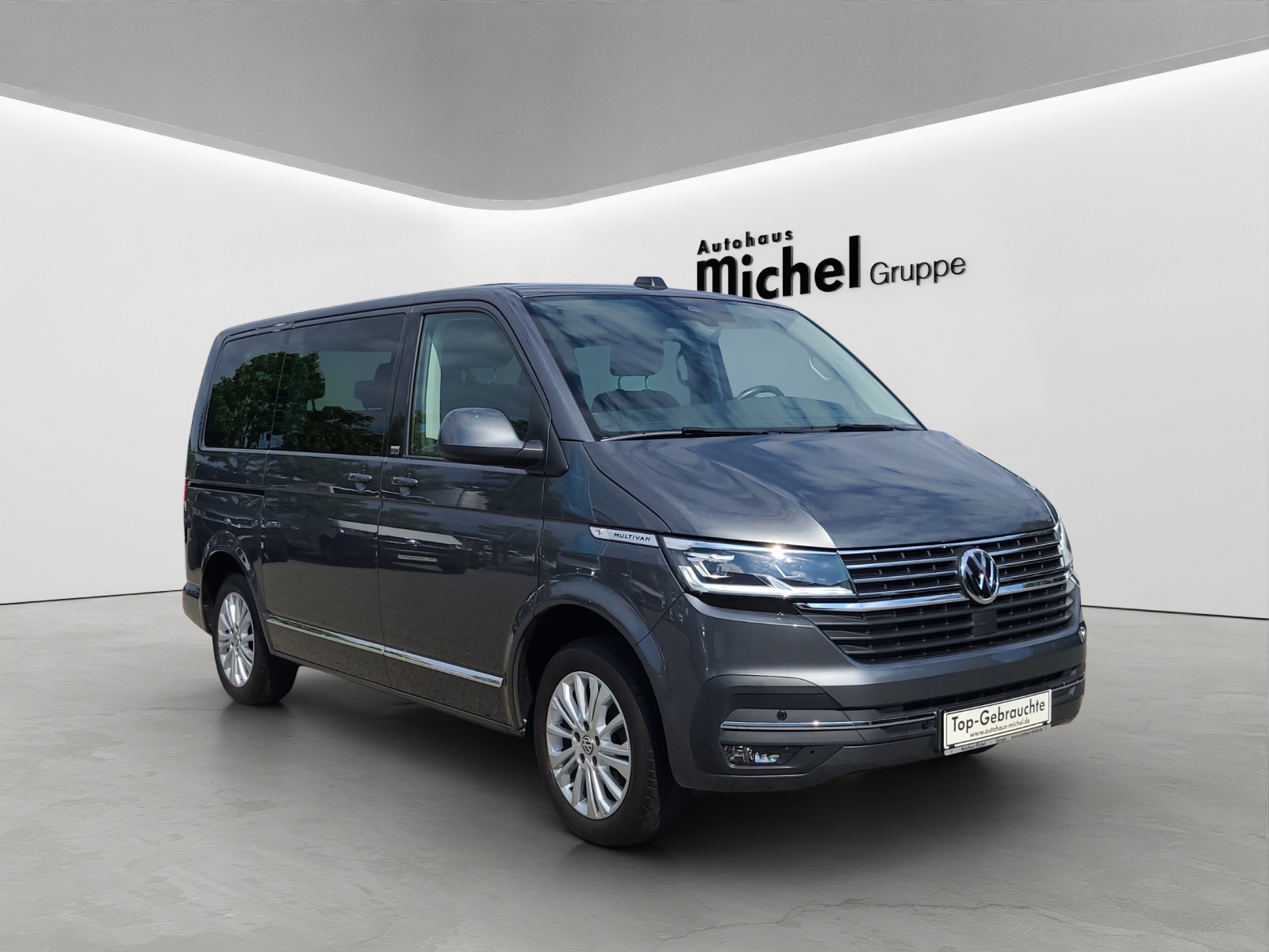 T6 Multivan 6.1 2.0 TDI Generation Six ACC 7 Sitzer PDC AHK Vorbereitung