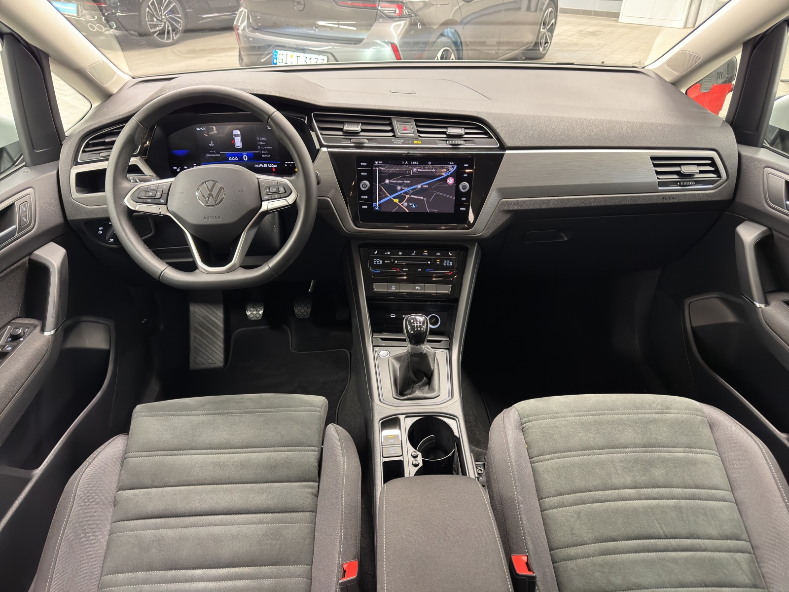 Touran TSI Comfortline Navi TravelAssist