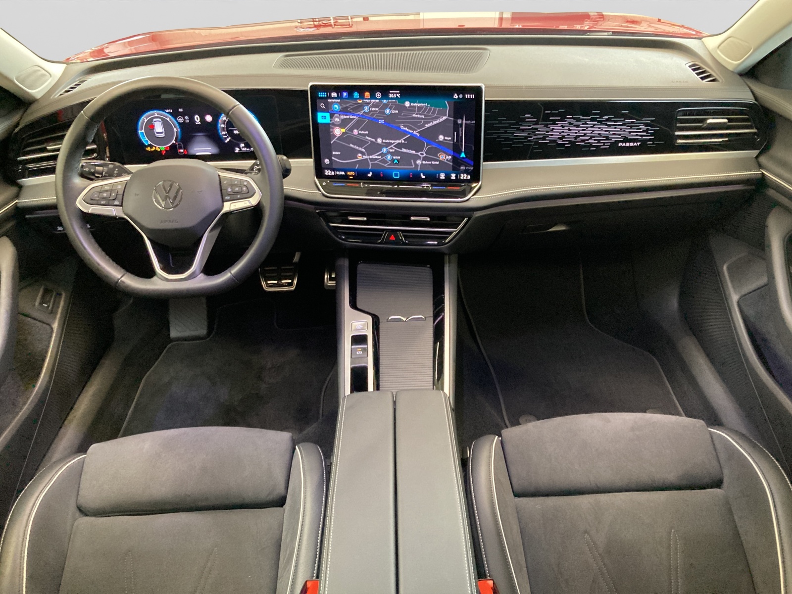 Passat Variant TDI DSG Elegance IQ-Light Navi AHK TravelAssist