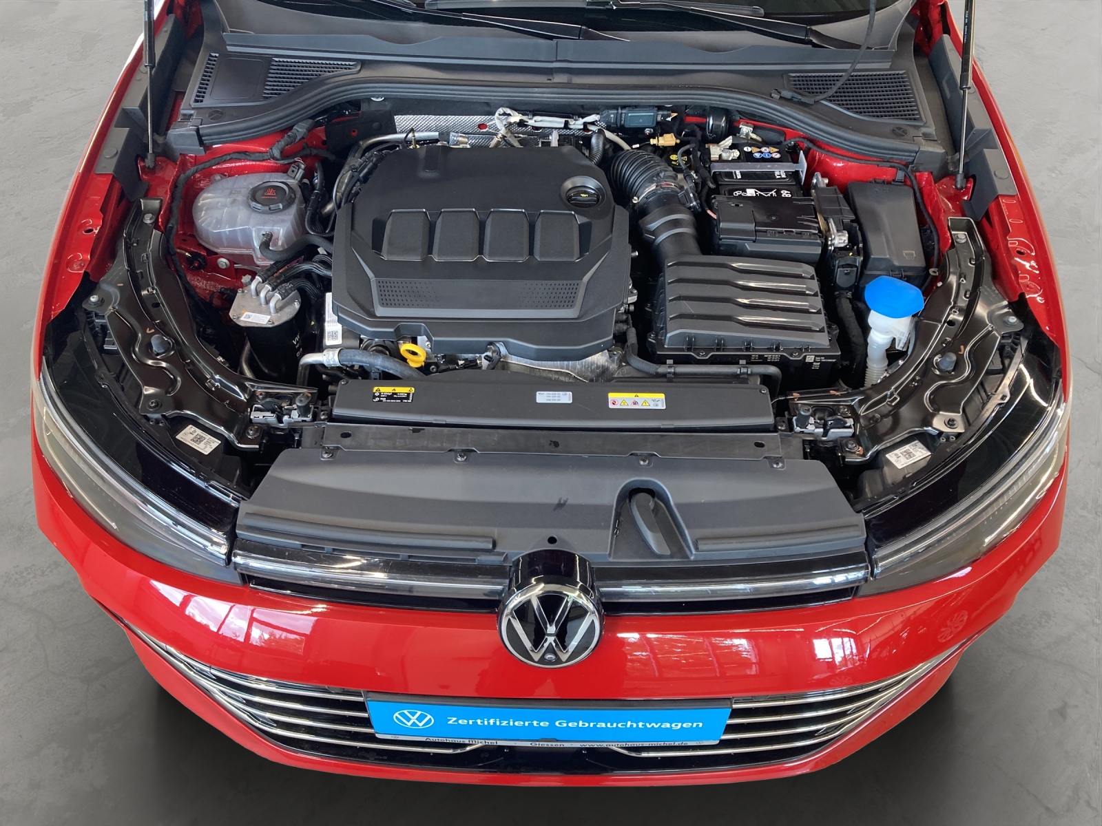 Passat Variant TDI DSG Elegance IQ-Light Navi AHK TravelAssist