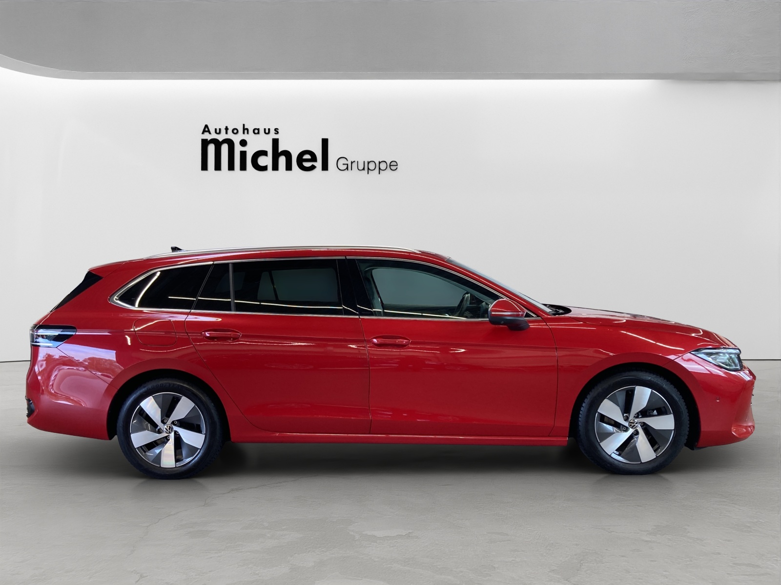 Passat Variant TDI DSG Elegance IQ-Light Navi AHK TravelAssist