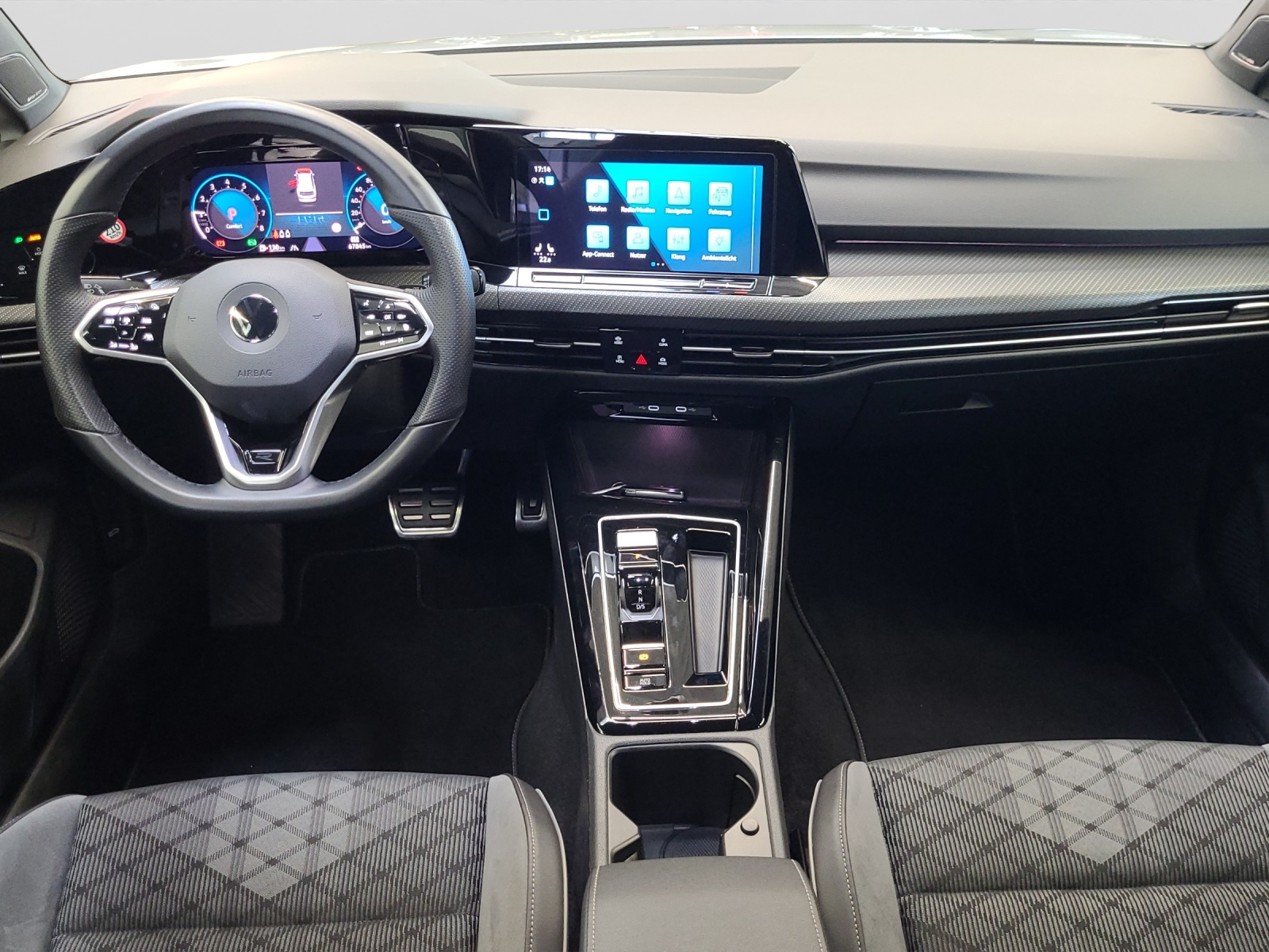Golf 8 Variant TSI DSG R-Line LED TravelAssist Navi Harmann-Kardon
