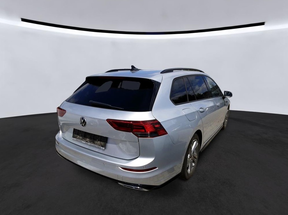 Golf 8 Variant TSI DSG R-Line LED TravelAssist Navi Harmann-Kardon