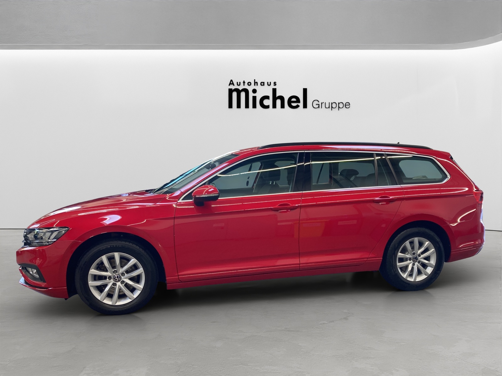 Passat Variant TDI DSG Business LED TravelAssist Navi