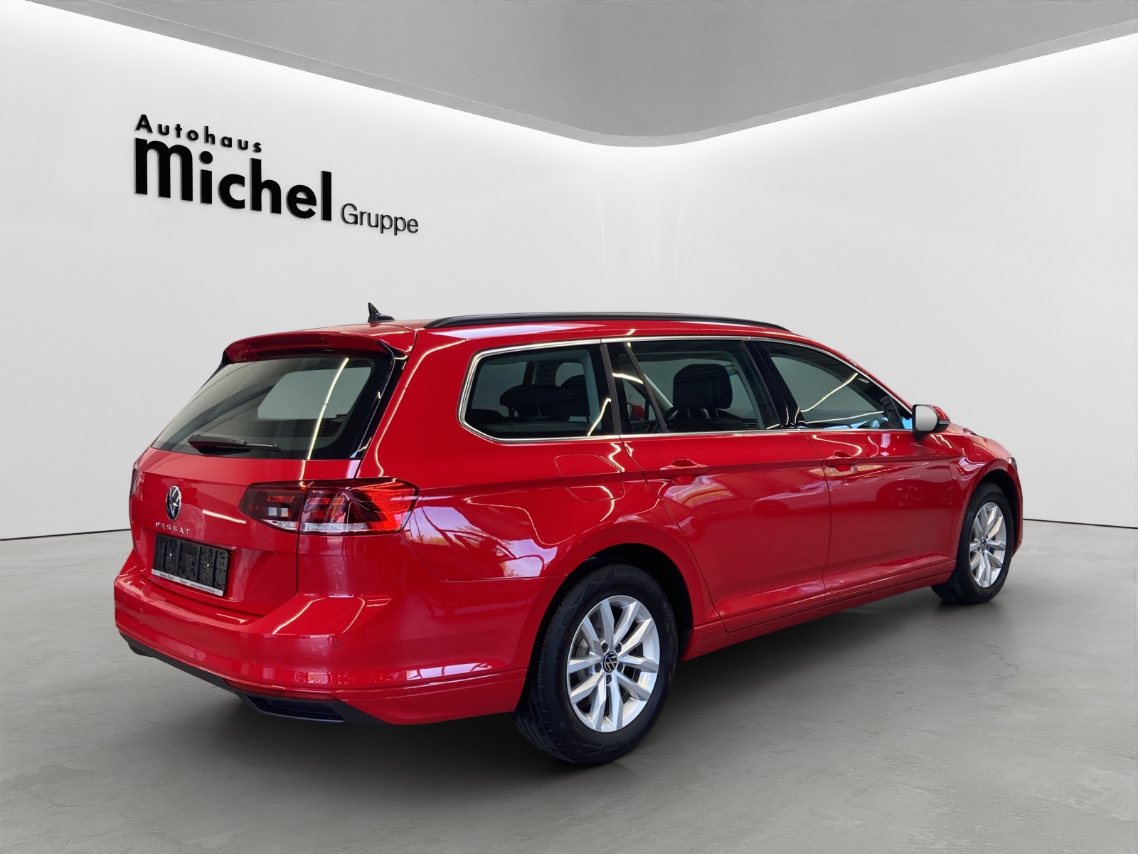 Passat Variant TDI DSG Business LED TravelAssist Navi