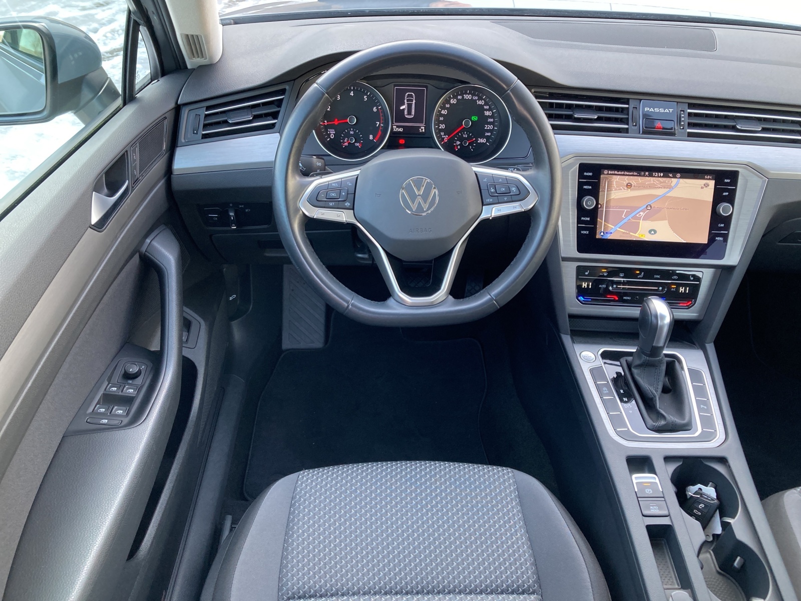 Passat Variant TSI DSG Conceptline LED Navi Kamera