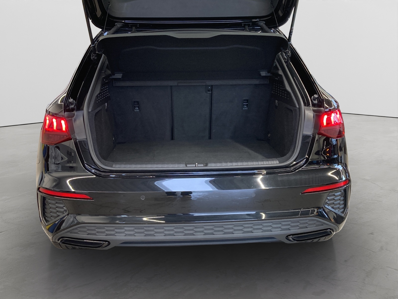 A3 Sportback 45 TFSI e S line Black AHK B&O Kamera Navi