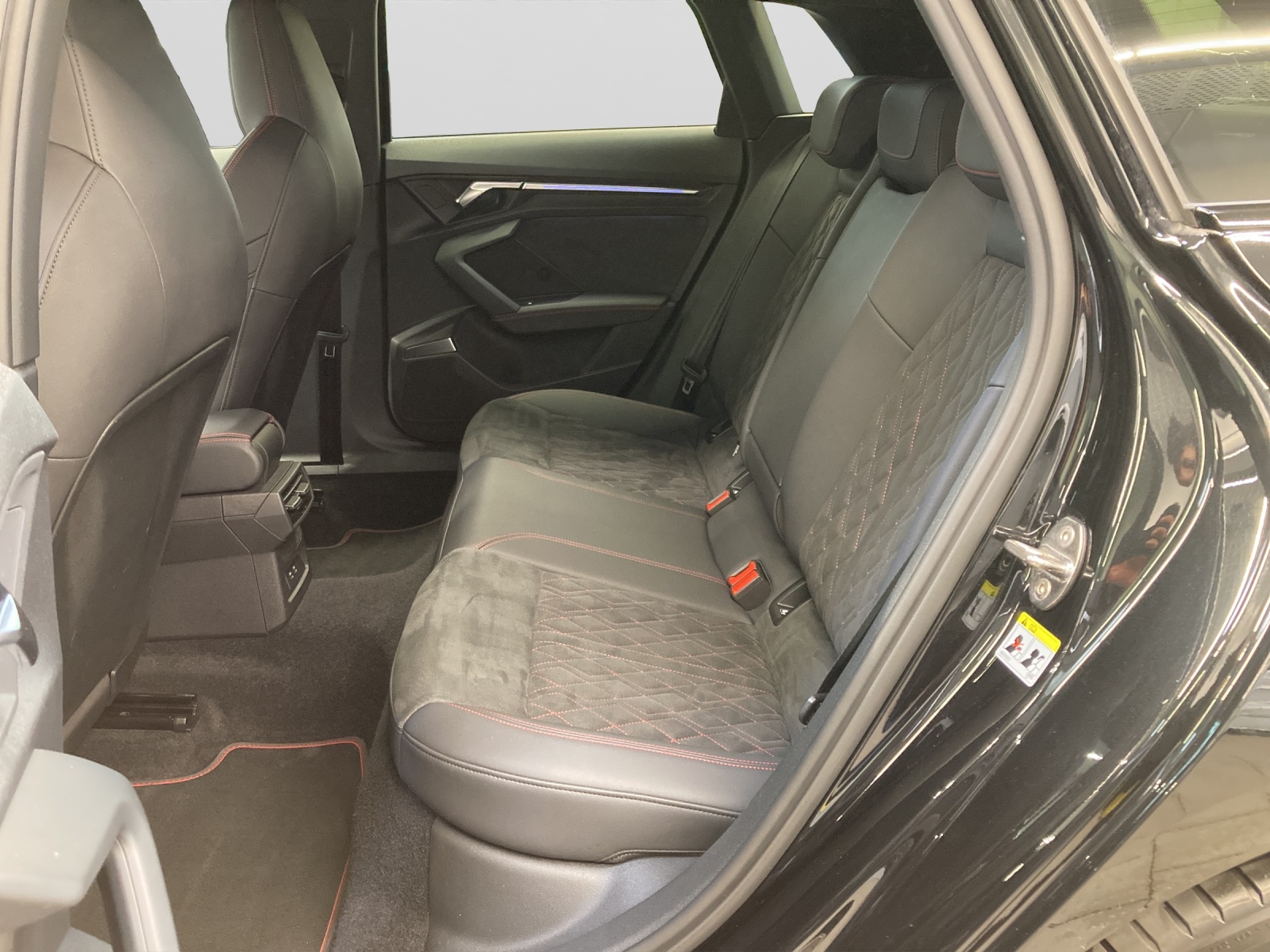 A3 Sportback 45 TFSI e S line Black AHK B&O Kamera Navi