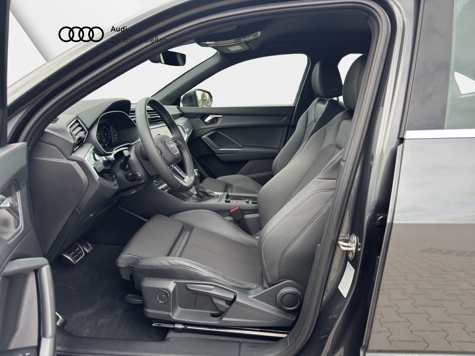 Q3 Sportback 35 TDI S line Assistenzpaket LED smartphone interface