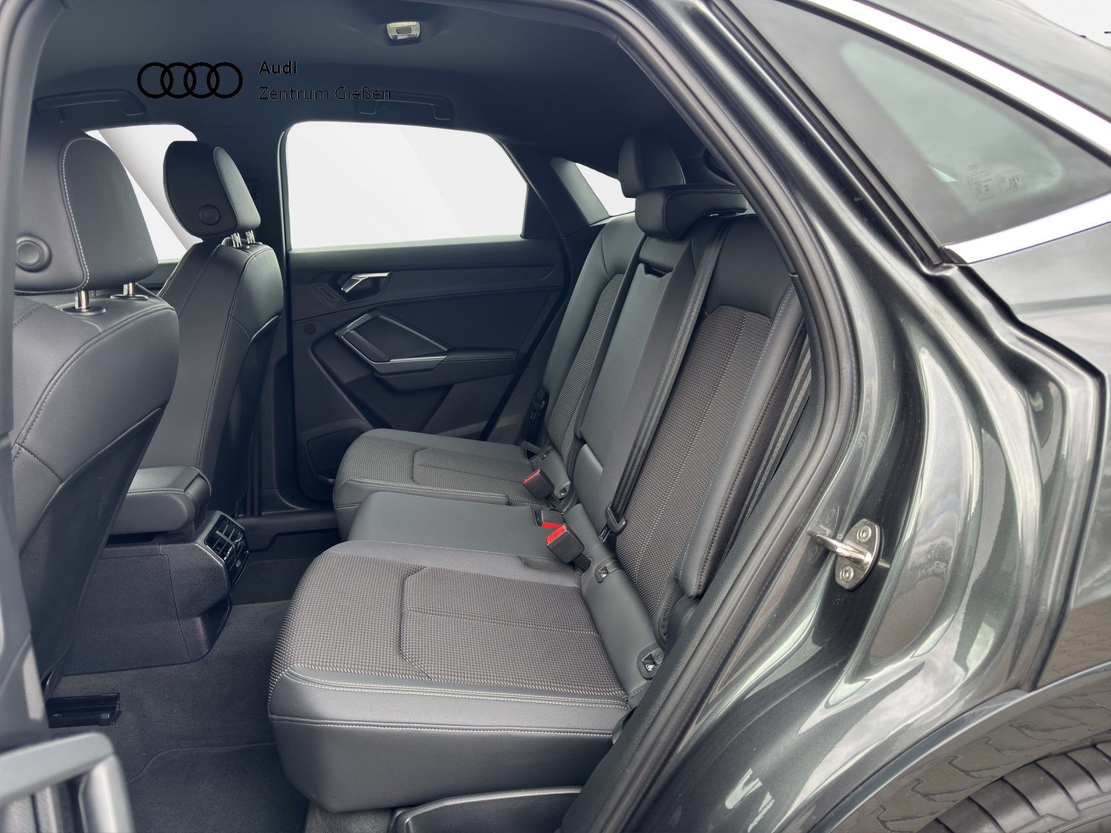 Q3 Sportback 35 TDI S line Assistenzpaket LED smartphone interface