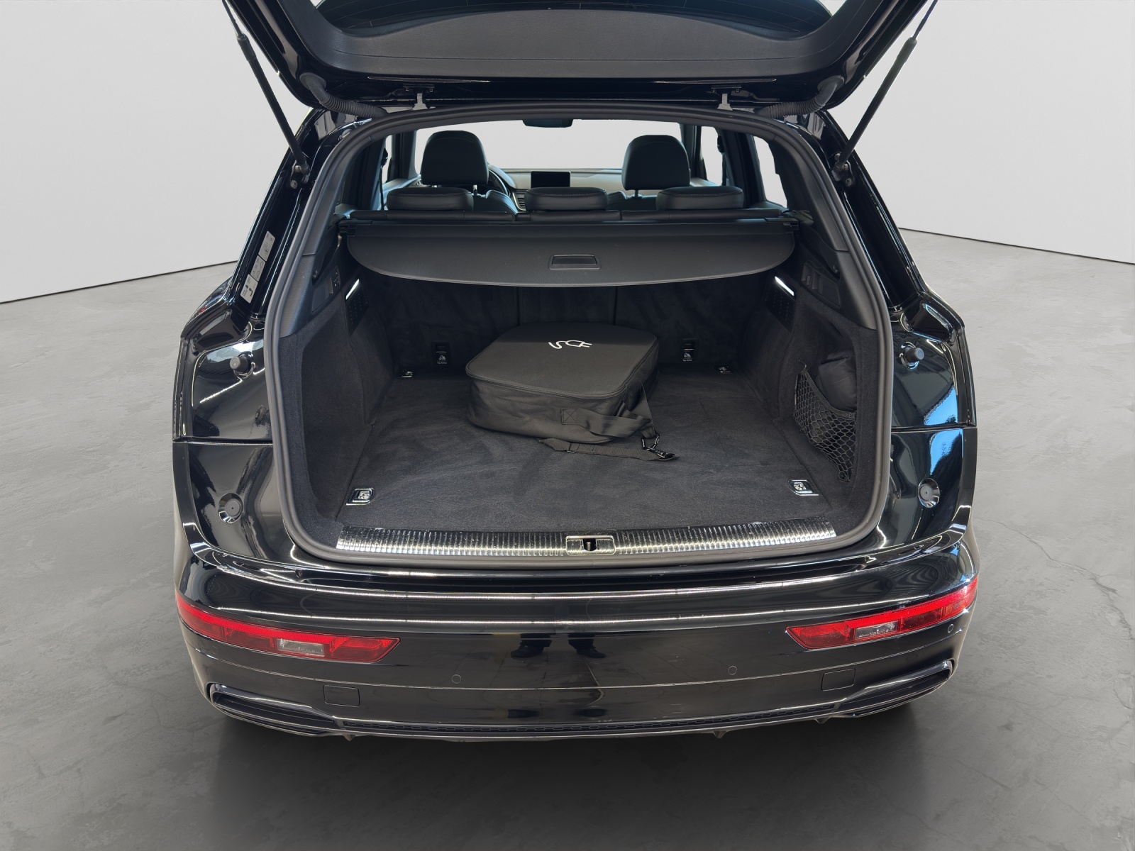 Q5 50 TFSI e quattro S line Black AHK Pano Assistenzpaket