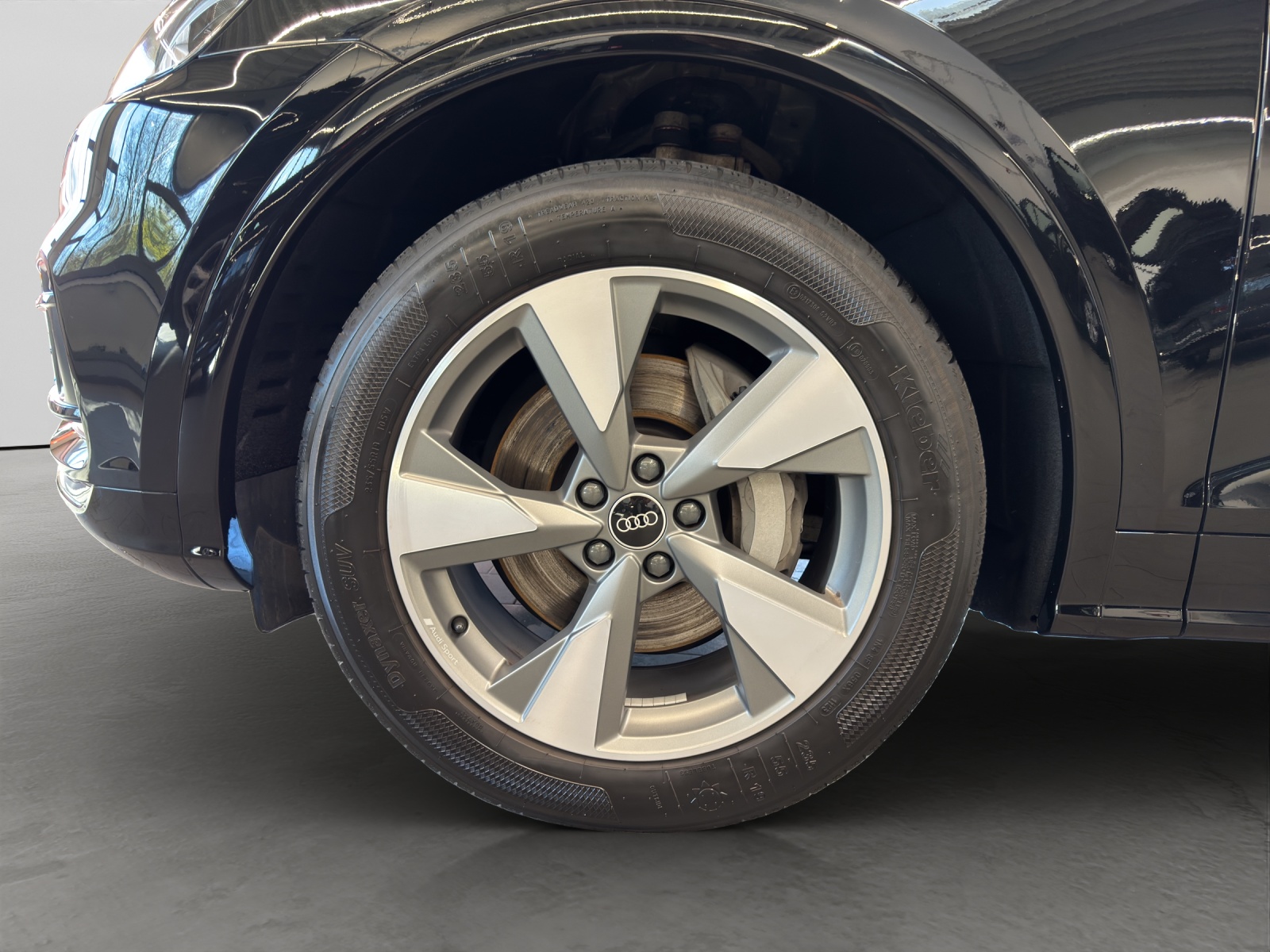 Q5 50 TFSI e quattro S line Black AHK Pano Assistenzpaket