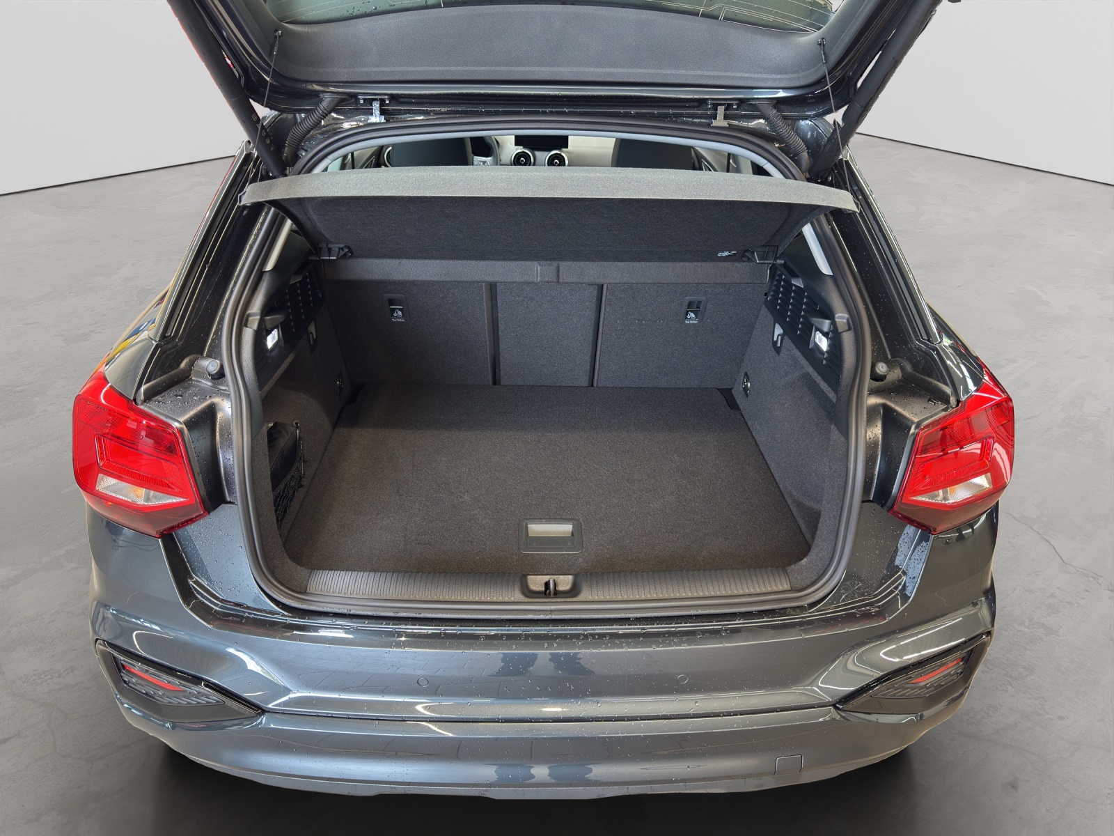 Q2 35 TDI S-tronic advanced black Navi LED Assistenzpaket