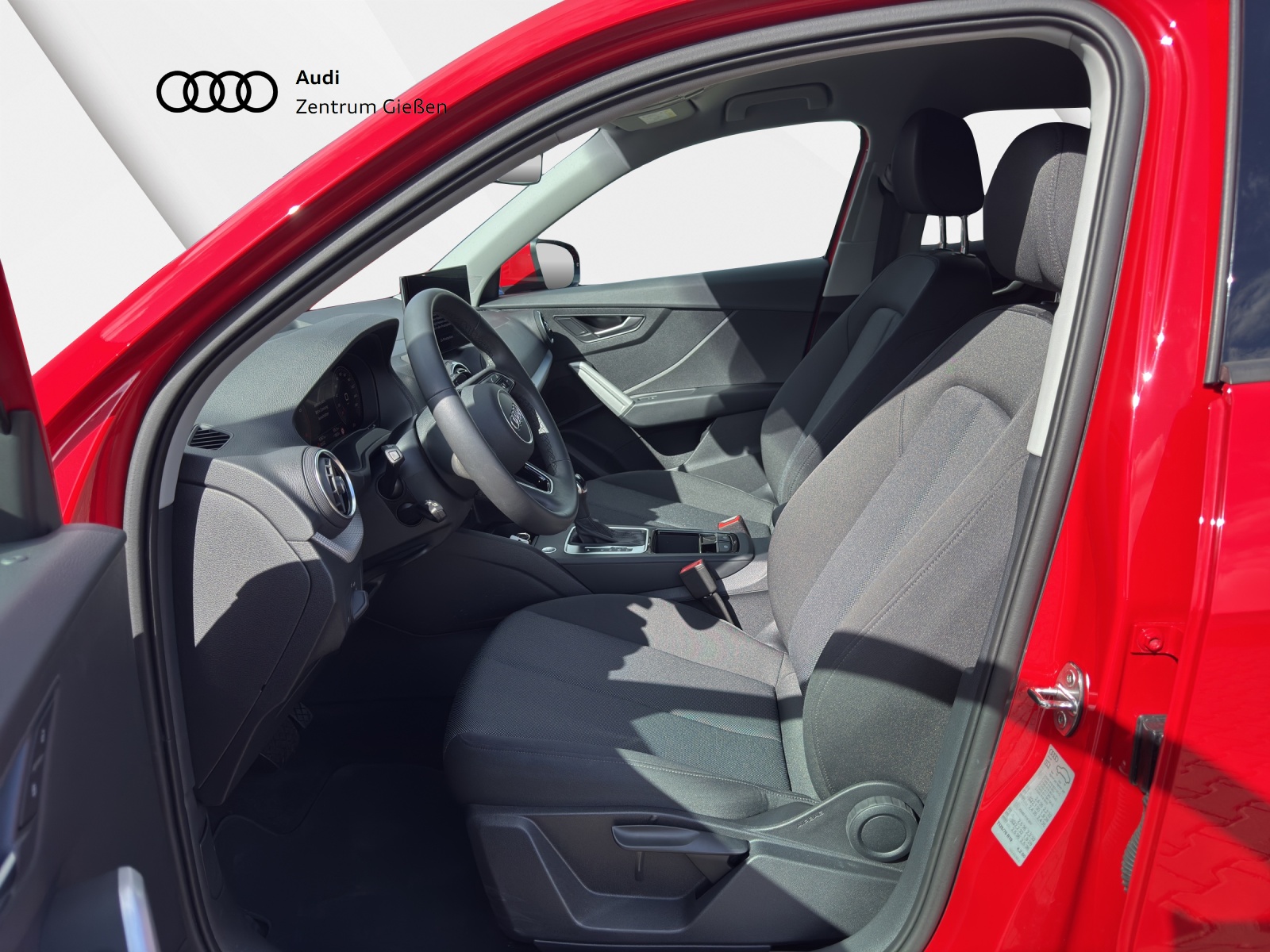 Q2 35 TFSI S-tronic advanced AHK Assistenzpaket Parken