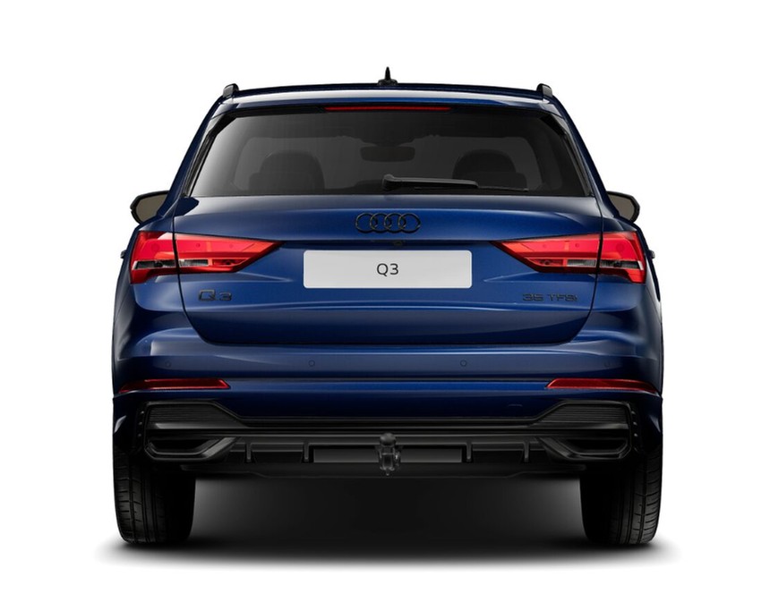 Q3 35 TFSI S-tronic S line Black AHK Pano Navi