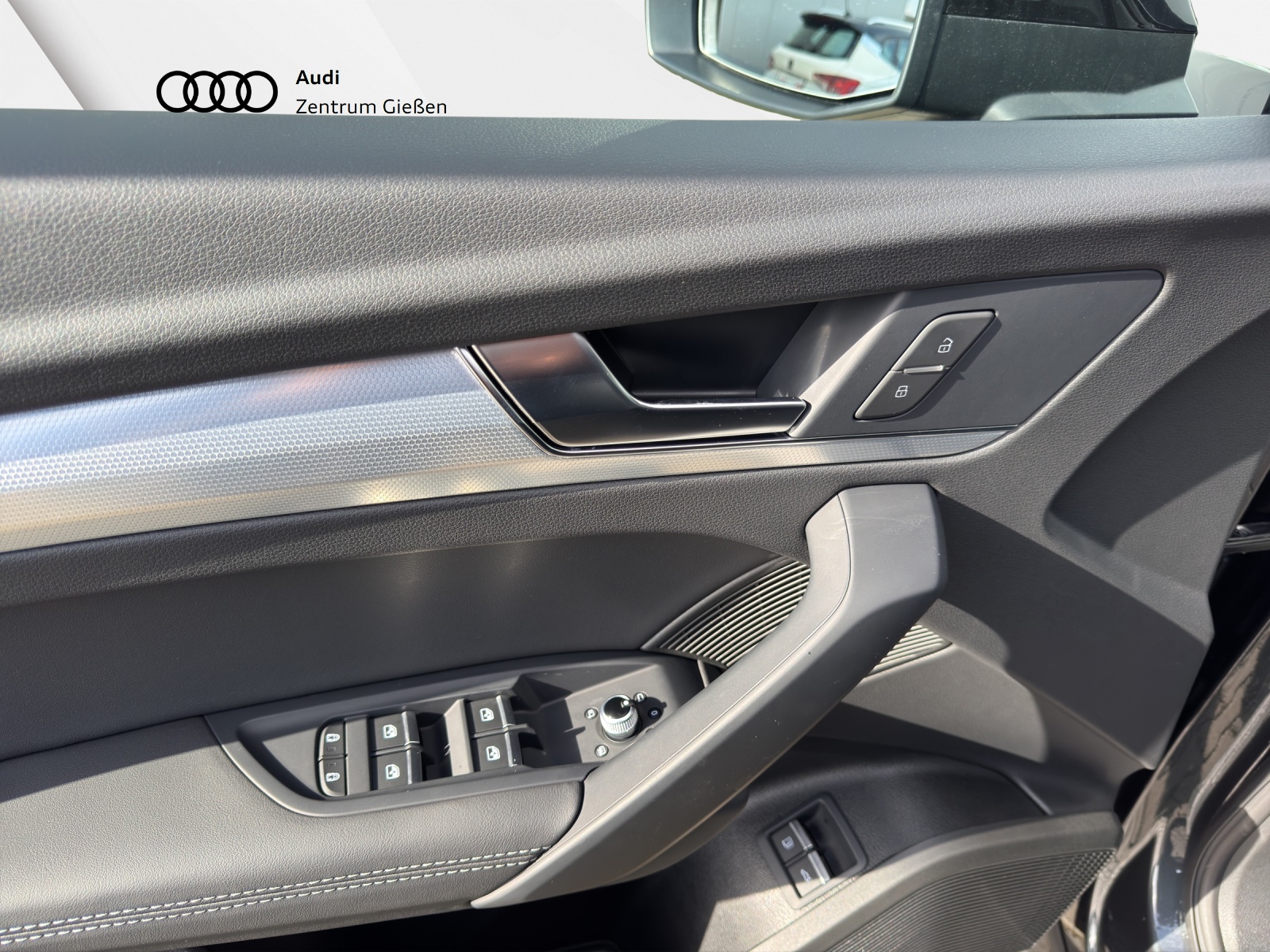 Q5 50 TFSI e quattro advanced AHK B&O Matrix-LED 360°Kamera