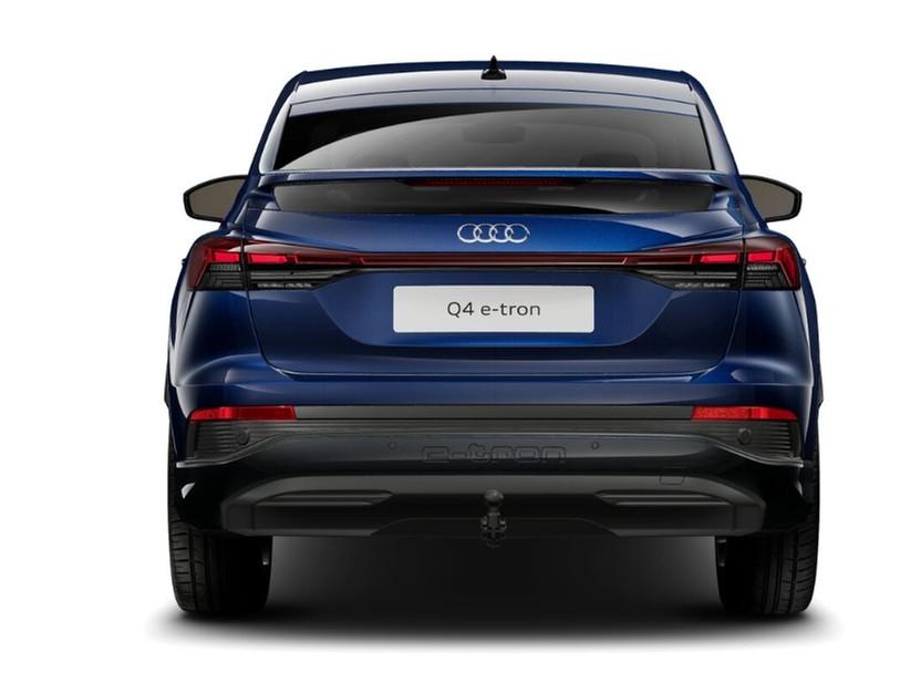 Q4 45 e-tron Sportback Black AHK Navi Assistenzpaket