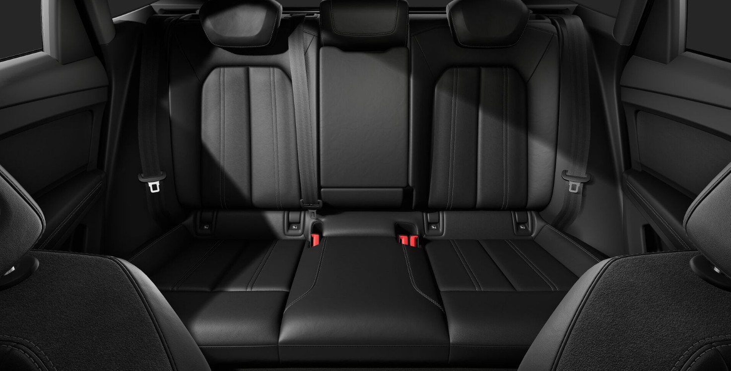 Q4 45 e-tron Sportback Black AHK Navi Assistenzpaket