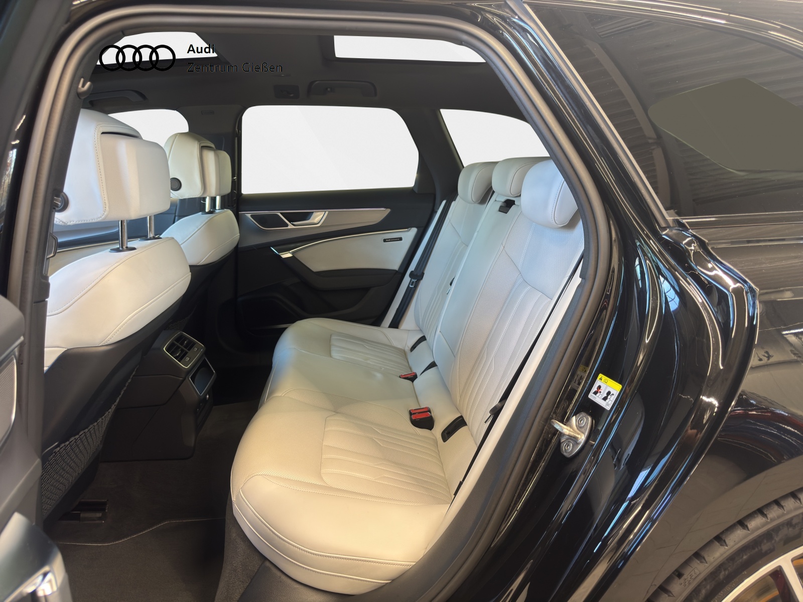 A6 Avant 55 TFSI e quattro S line Black AHK B&O Pano Matrix-LED