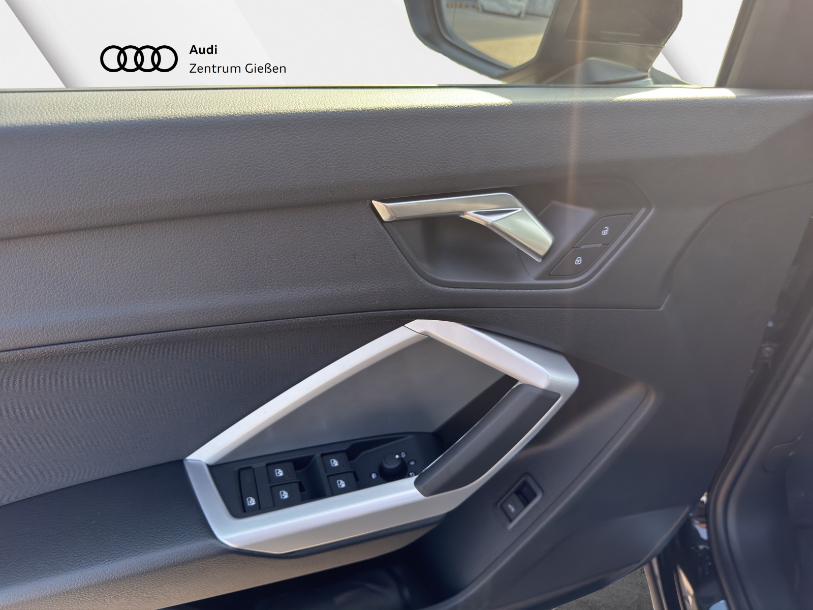 Q3 35 TFSI advanced AHK LED Kamera Standheizung