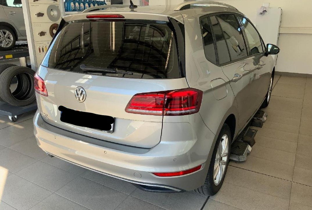 Golf Sportsvan TSI DSG Comfortline LED Navi AHK