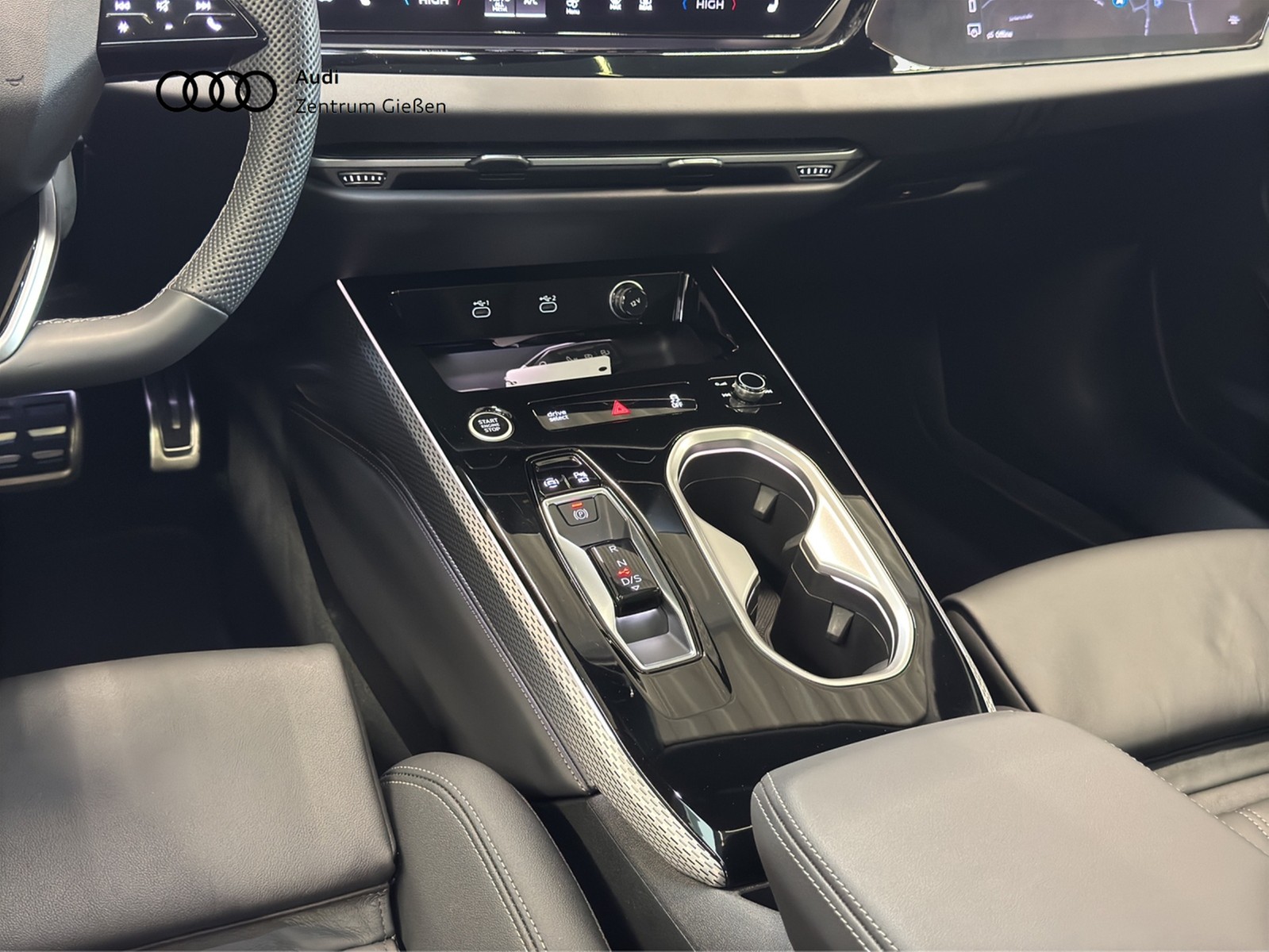 A6 Avant TDI S line Black Pano Matrix Tech Plus