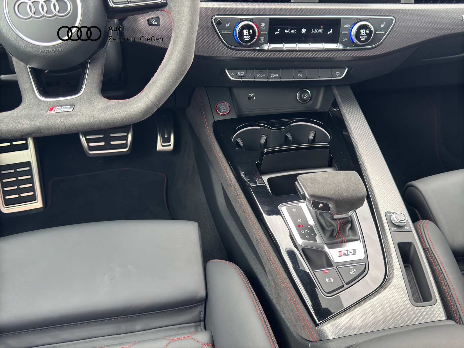 RS 4 Avant 2.9 TFSI quattro Black MATRIX Navi