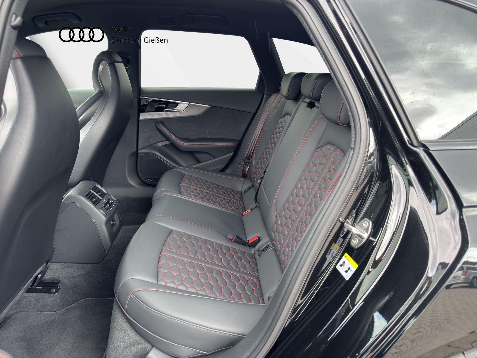 RS 4 Avant 2.9 TFSI quattro Black MATRIX Navi