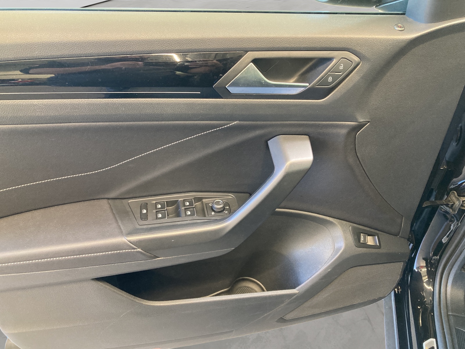 T-Roc TSI DSG R-Line LED-Plus ACC Navi Kamera 19Zoll-Alu