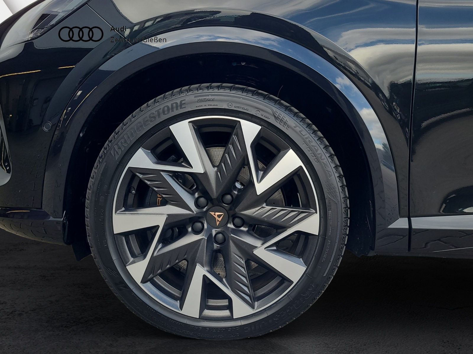 Formentor 2.0 TSI DSG 4Drive VZ AHK Pano Matrix ACC DCC