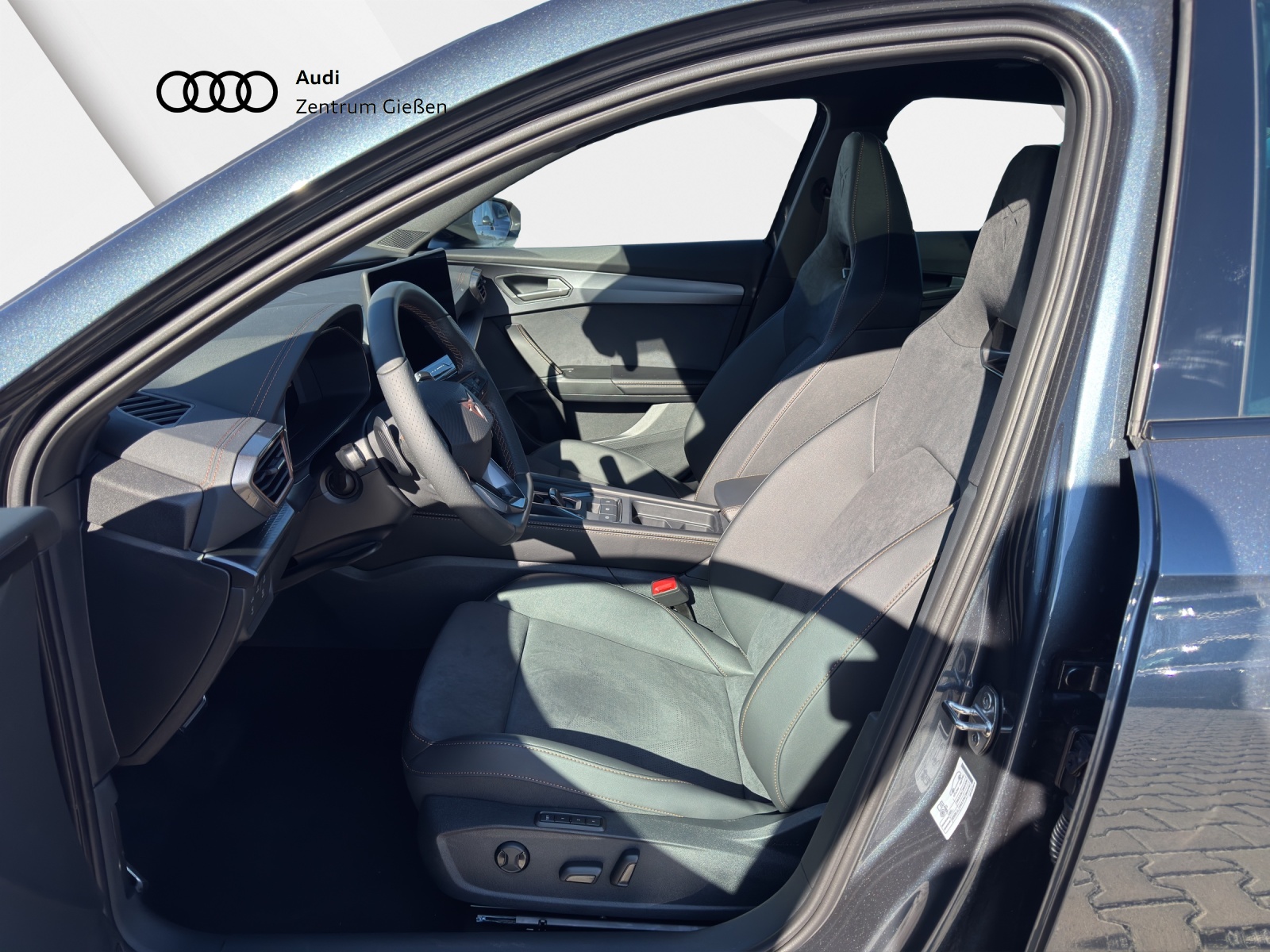 Formentor 2.0 TSI DSG 4Drive VZ AHK Pano Matrix ACC DCC