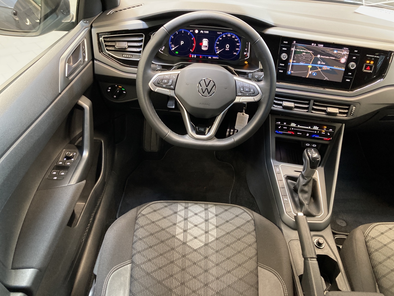 Taigo TSI DSG R-Line IQ-Light Navi AHK Kamera