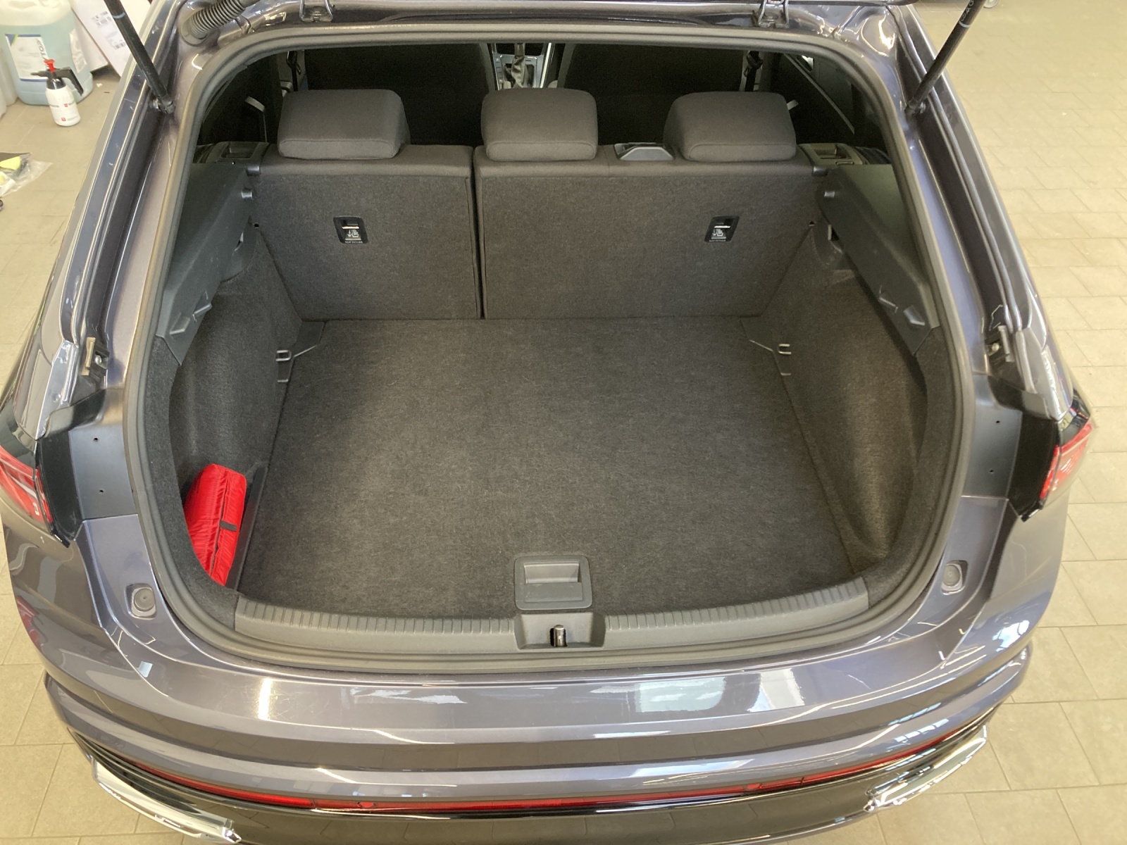 Taigo TSI DSG R-Line IQ-Light Navi AHK Kamera