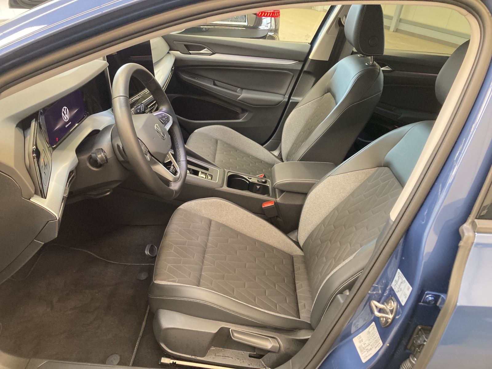 Golf 8 TDI DSG Goal Navi AHK Kamera