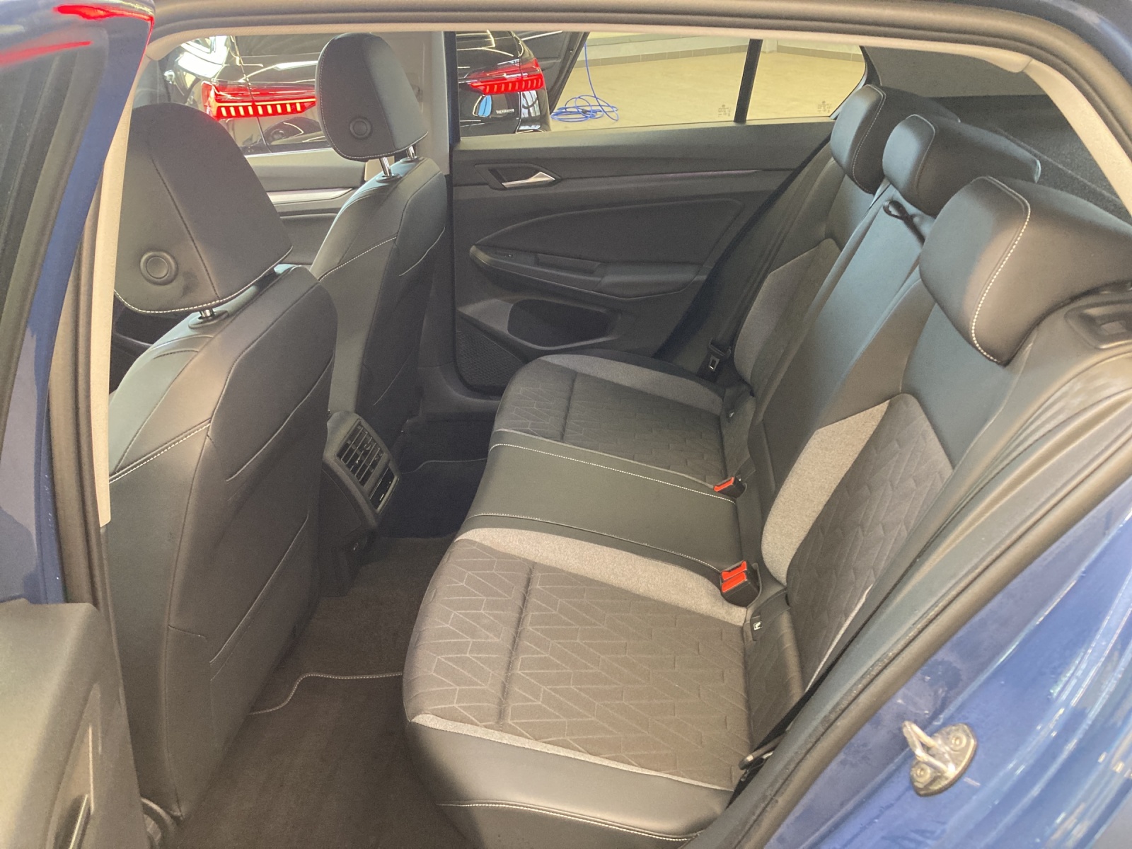 Golf 8 TDI DSG Goal Navi AHK Kamera