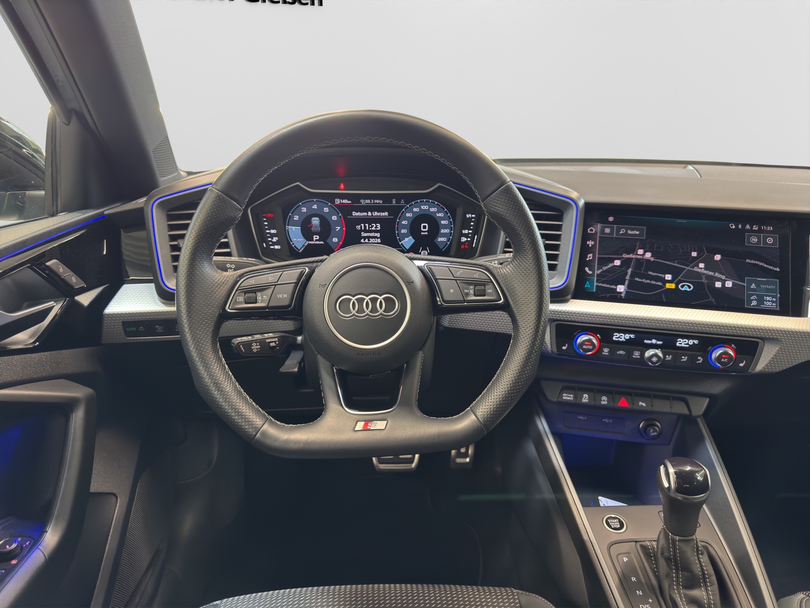 A1 Sportback 40 TFSI S line Black Navi LED