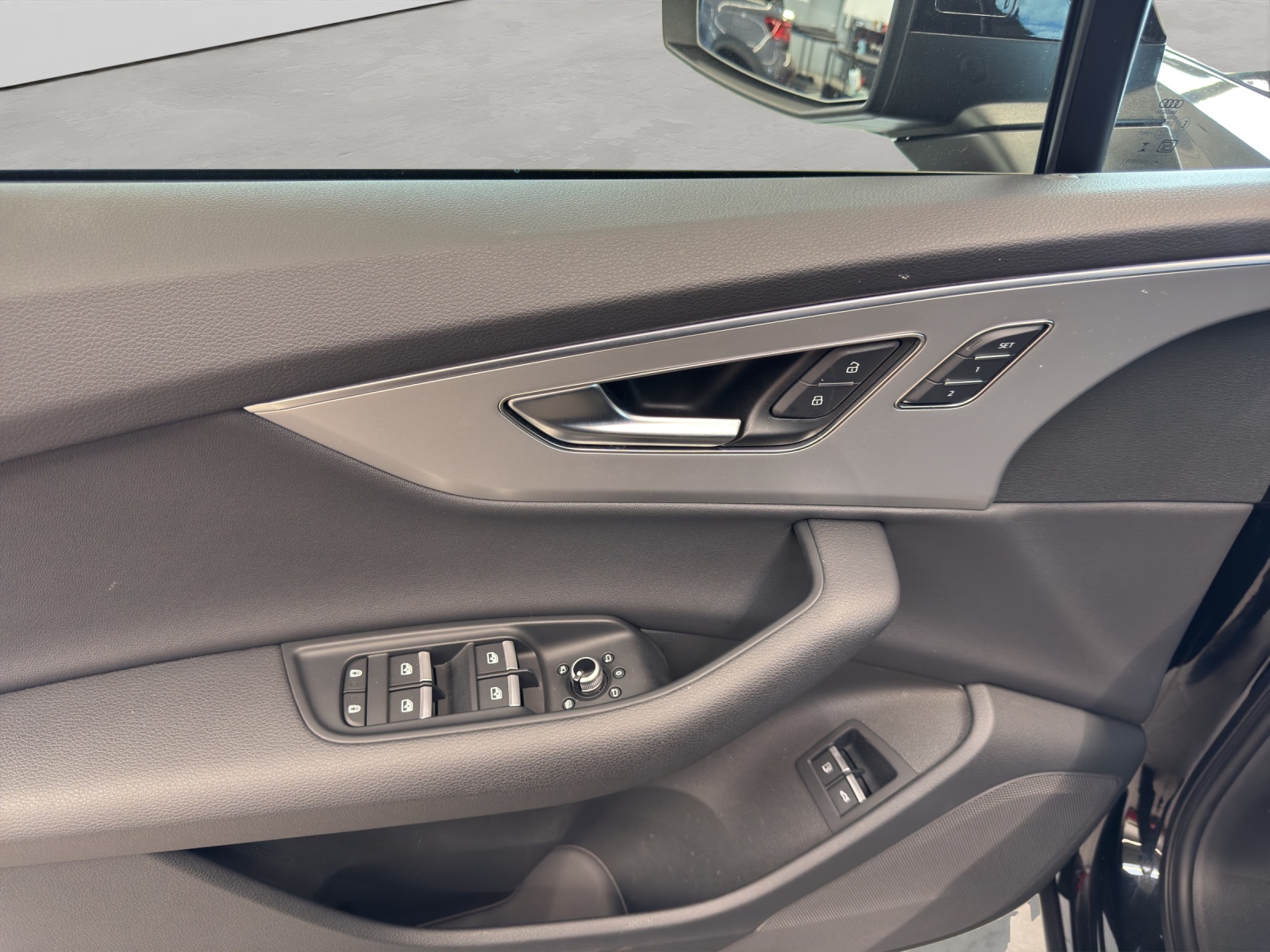 Q7 55 TFSI e quattro S line Black Pano AHK HuD