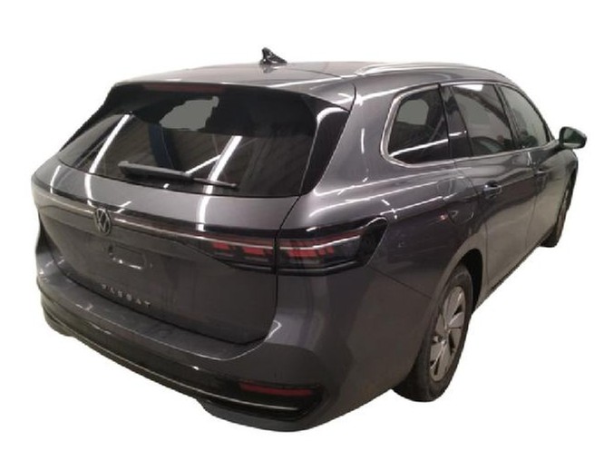 Passat Variant TDI DSG Elegance Leder IQ-Light HeadUp Pano DCCpro