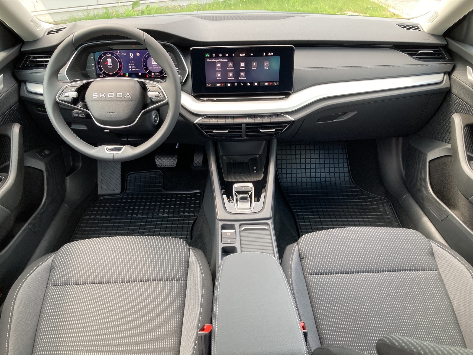 Octavia Combi eTSI DSG Selection