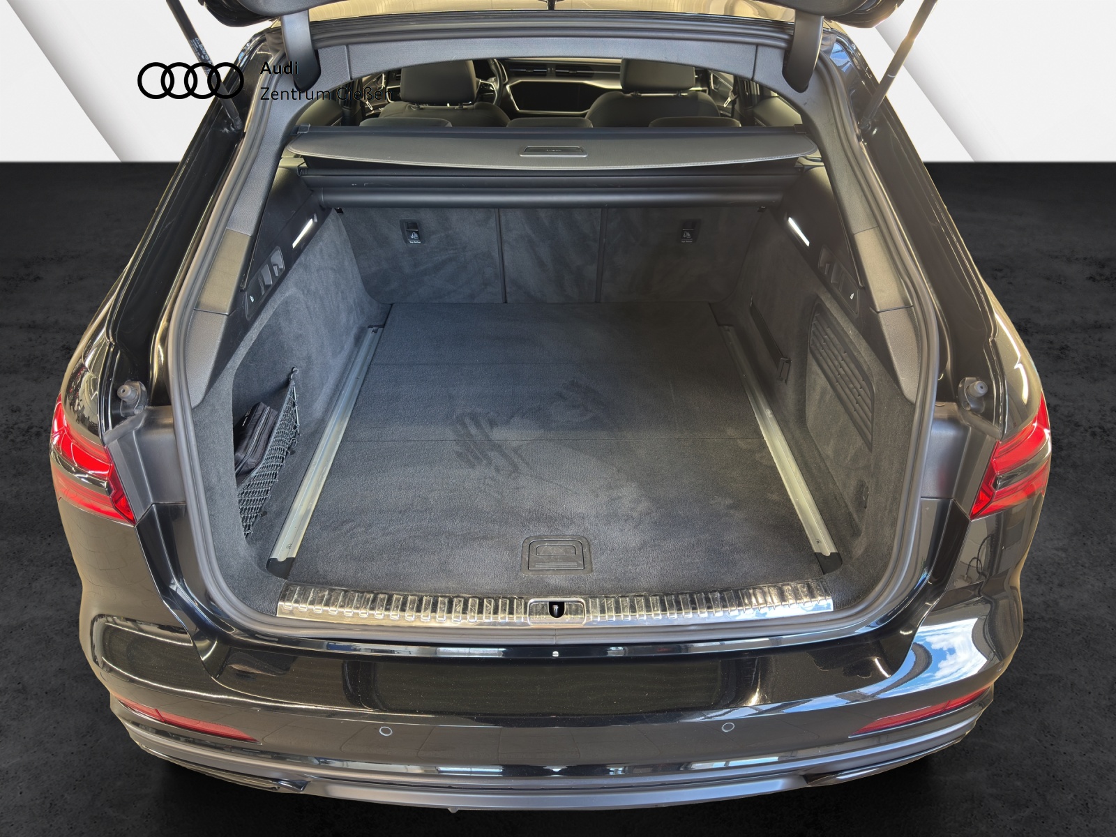 A6 Avant 40 TDI quattro S line Black Pano Matrix Navi