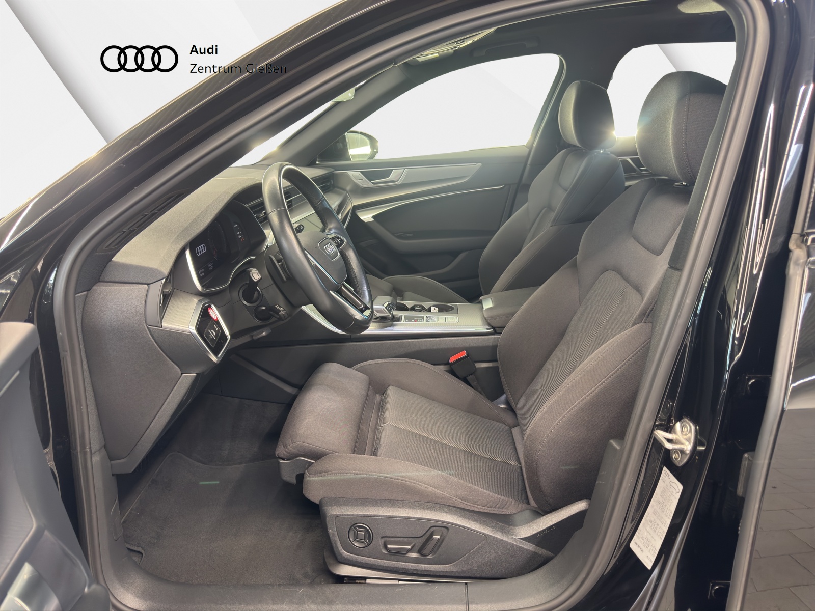 A6 Avant 40 TDI quattro S line Black Pano Matrix Navi