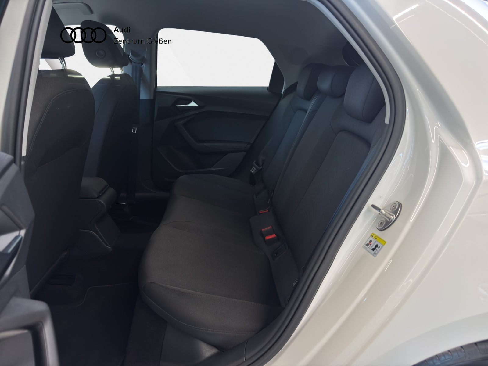 A1 Sportback 30 TFSI basis Einparkhilfe