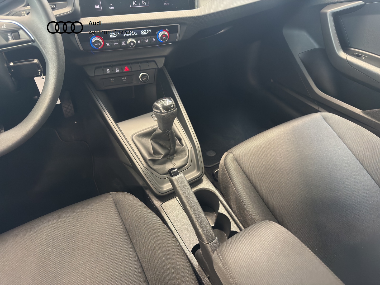 A1 Sportback 30 TFSI basis Einparkhilfe
