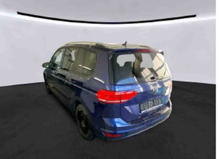 Touran TSI DSG Active 7-Si. ACC Kamera Navi AHK