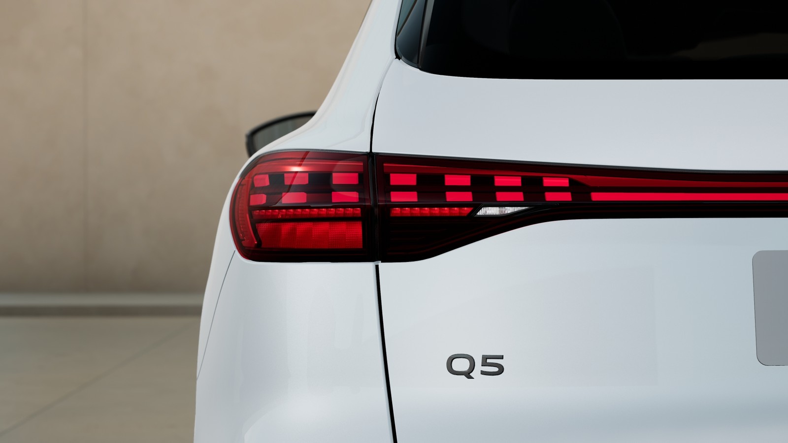 Q5 TDI quattro 150 kW S tronic UPE 77275 AHK, Tech plus, Exterieur u. Interieur S line, MMI plus