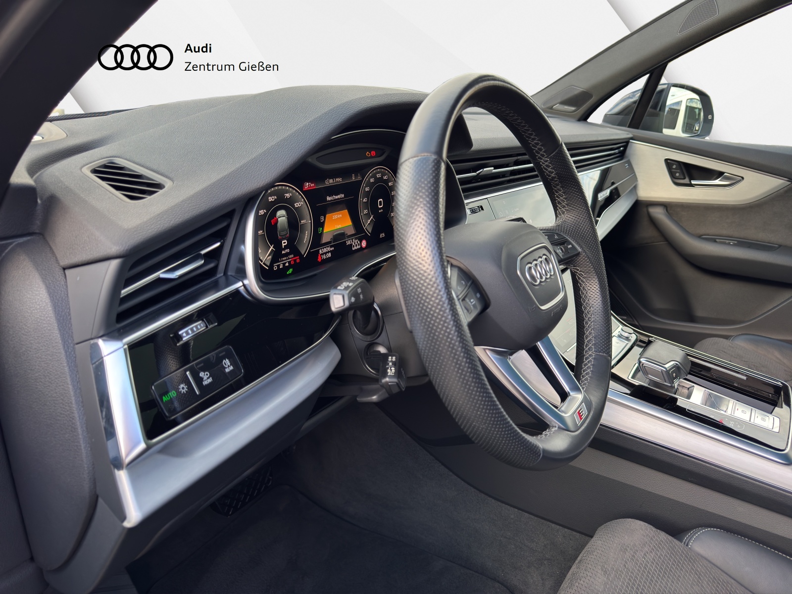 Q7 55 TFSI e quattro S line Black Pano B&O