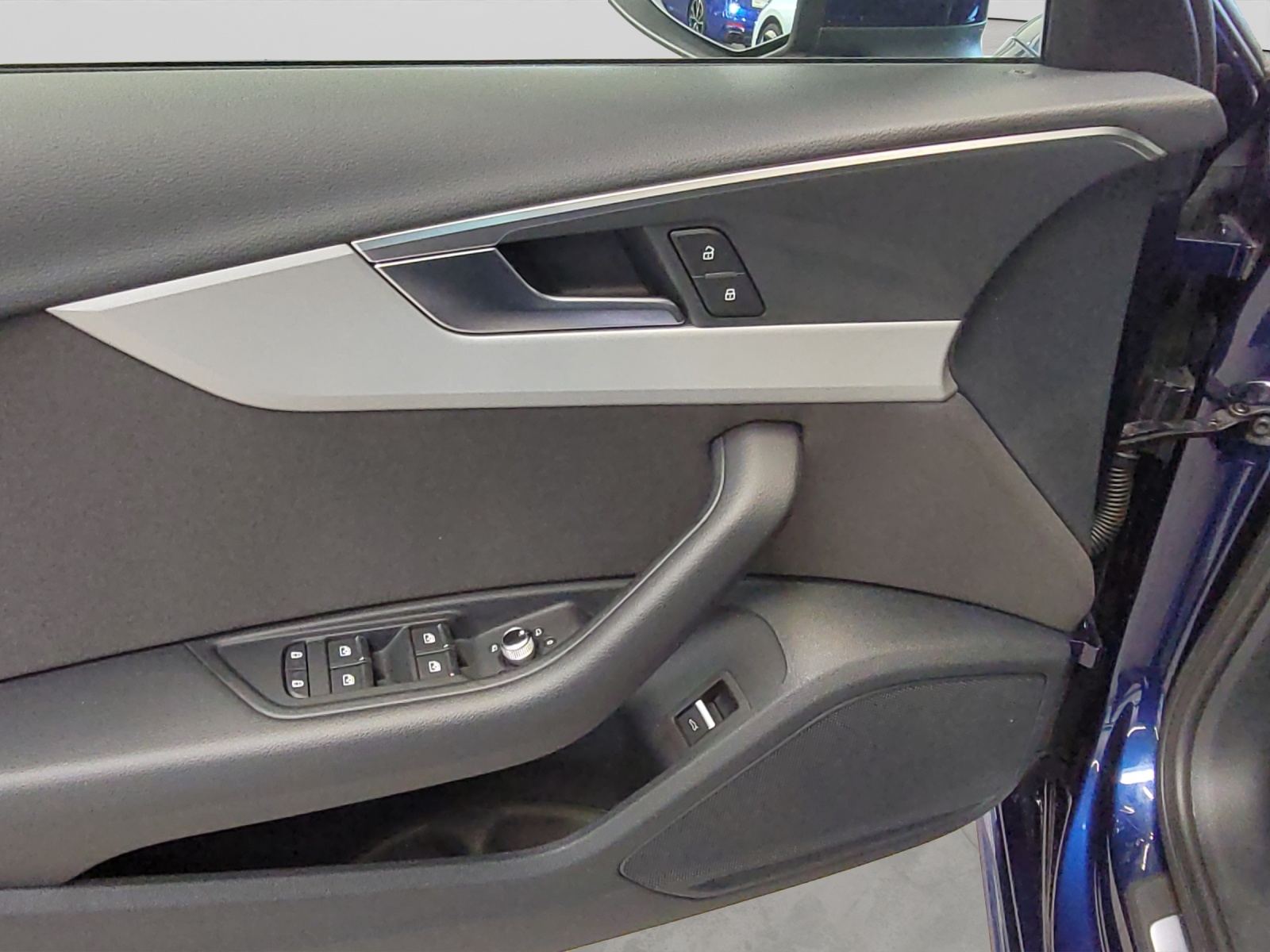 A4 Limousine 40 TDI quattro advanced AHK Navi Kamera LED