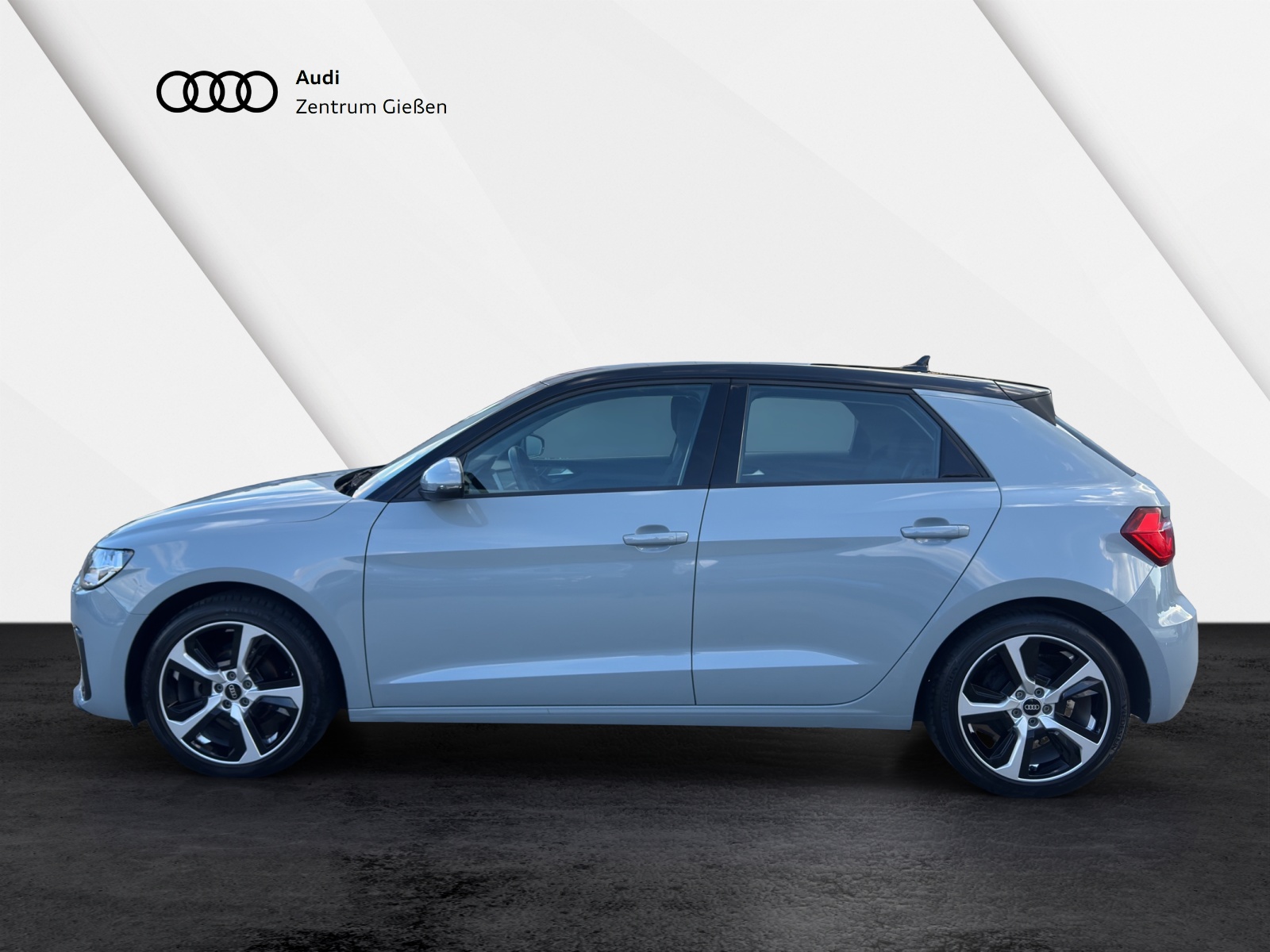 A1 Sportback 25 TFSI advanced smartphone interface Einparkhilfe